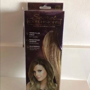 Daisy Fuentes Hair Extensions-Dark Golden Blonde